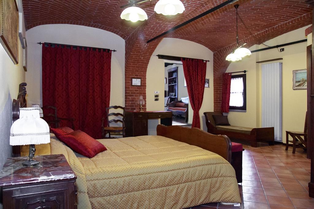 Casa Del Grande Vecchio Bed & Breakfast Airasca Exterior foto