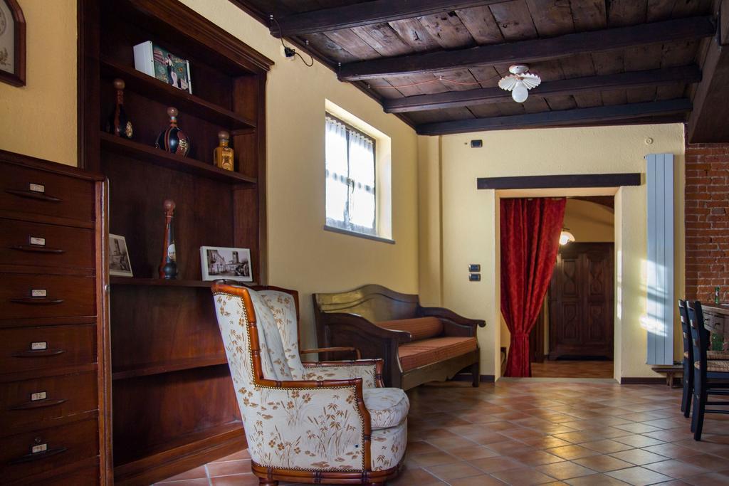 Casa Del Grande Vecchio Bed & Breakfast Airasca Exterior foto