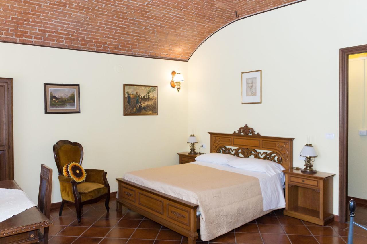 Casa Del Grande Vecchio Bed & Breakfast Airasca Exterior foto