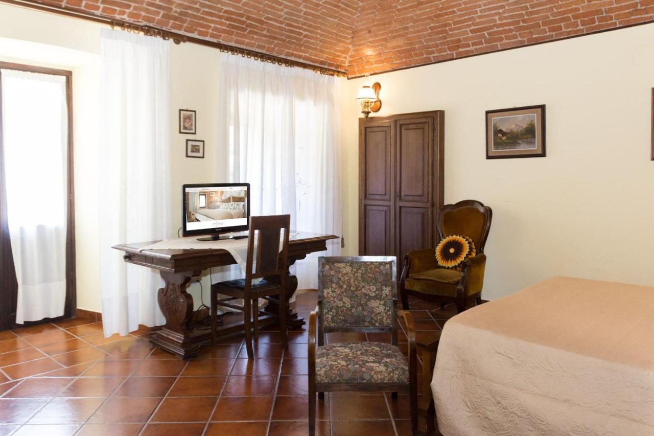 Casa Del Grande Vecchio Bed & Breakfast Airasca Exterior foto