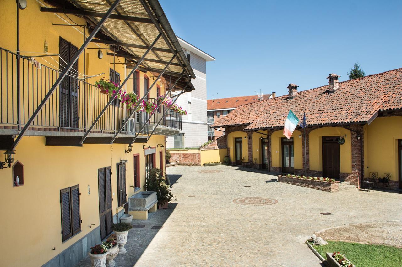 Casa Del Grande Vecchio Bed & Breakfast Airasca Exterior foto