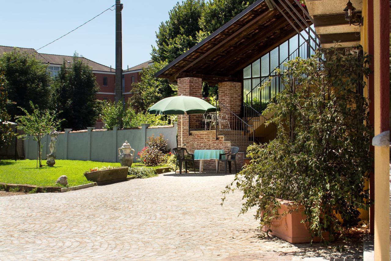 Casa Del Grande Vecchio Bed & Breakfast Airasca Exterior foto